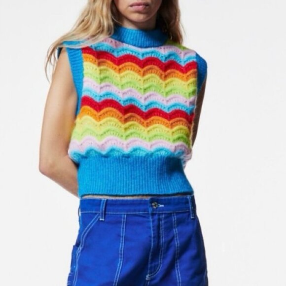 Zara Rainbow Scalloped Knit Sweater Vest Size Medium - Picture 1 of 9